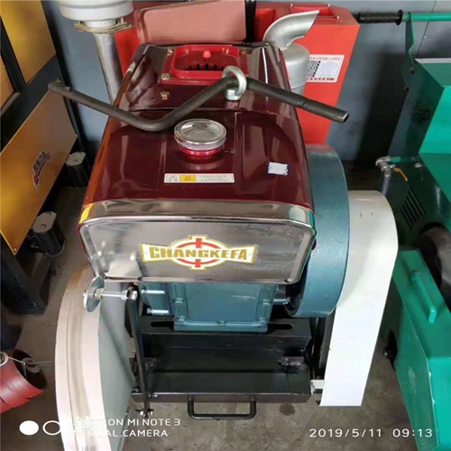 馬(mǎ)路切縫機(ji)、馬路切割(ge)機